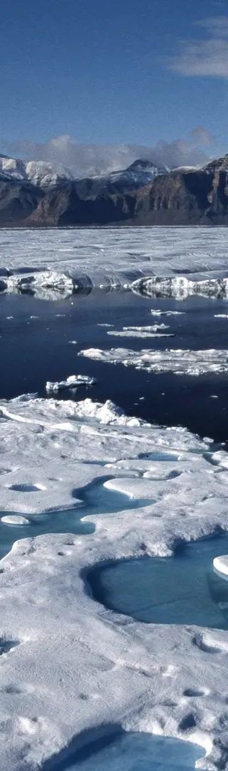 Eis, mal dünner mal dicker